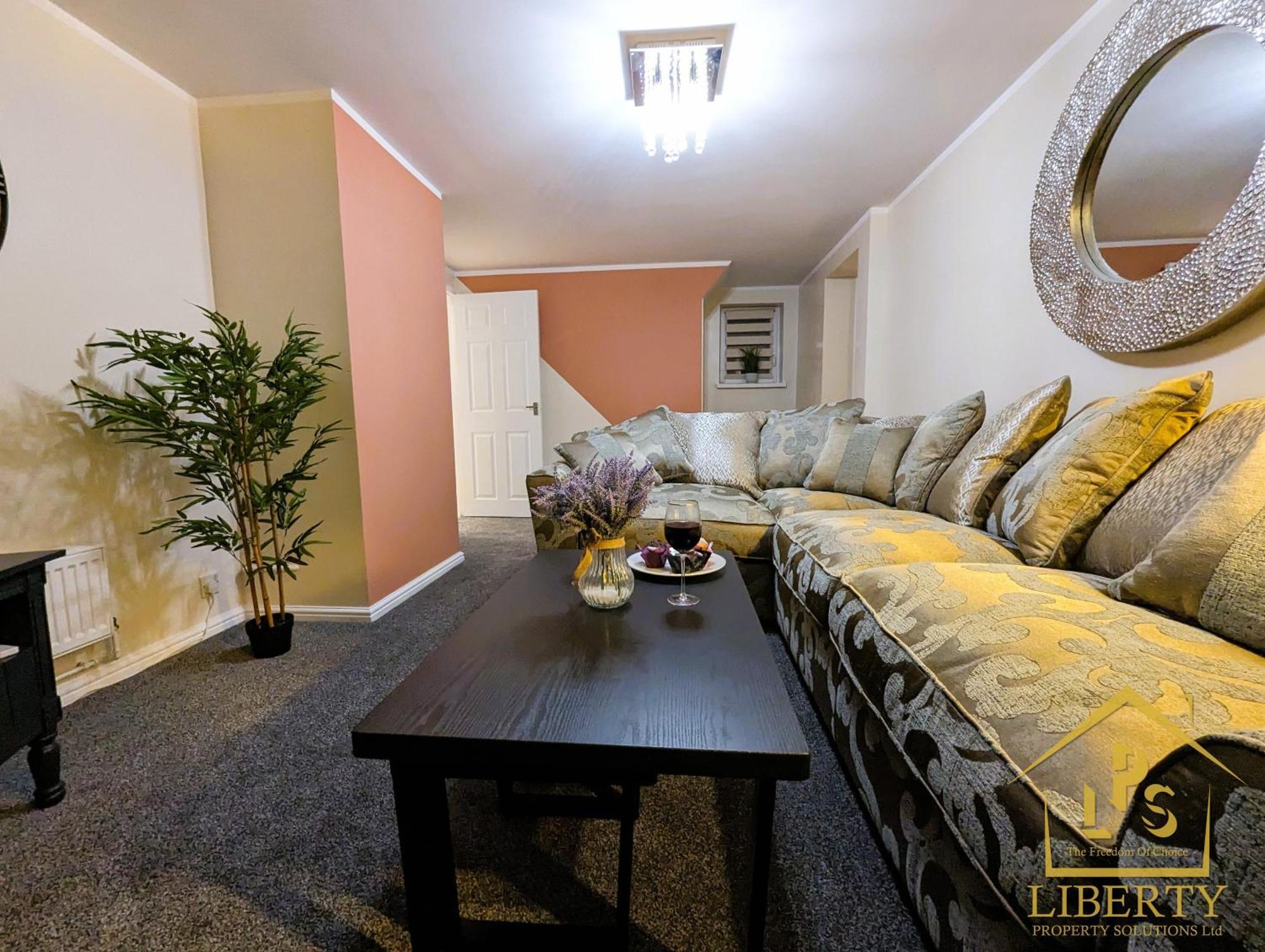 6 Guests * 4 Bedroom * Free Wi-Fi *Huntingdon Esterno foto