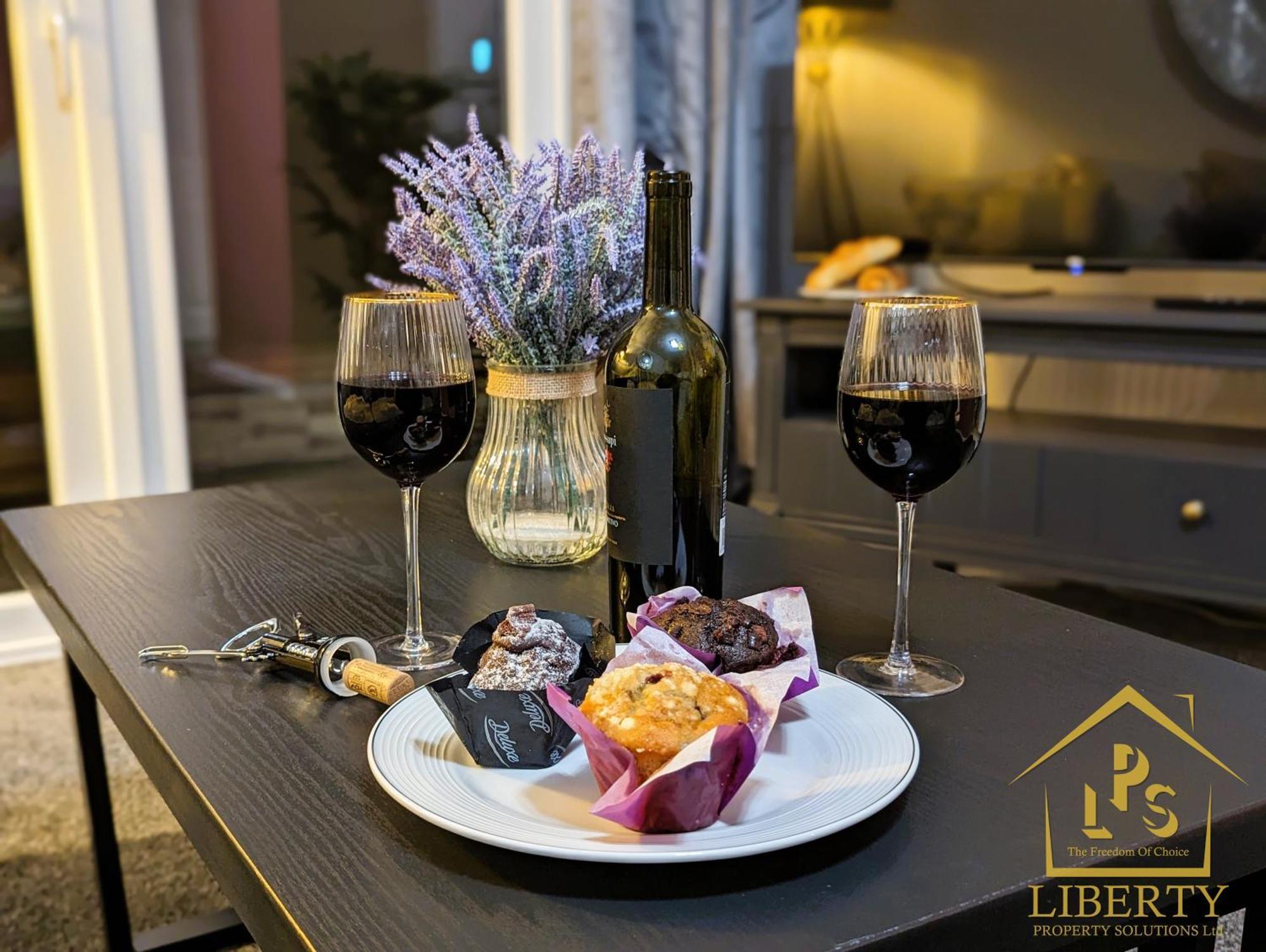 6 Guests * 4 Bedroom * Free Wi-Fi *Huntingdon Esterno foto
